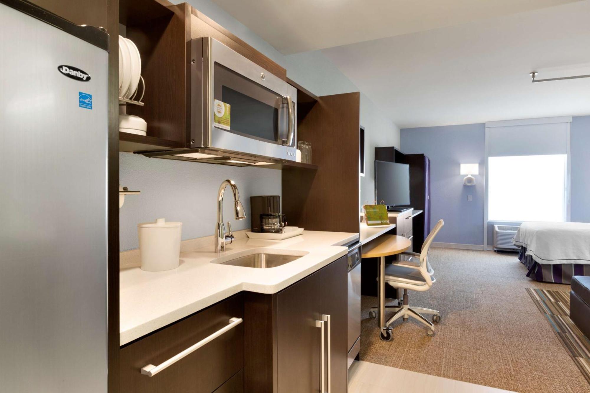 Home2 Suites By Hilton Hasbrouck Heights Extérieur photo